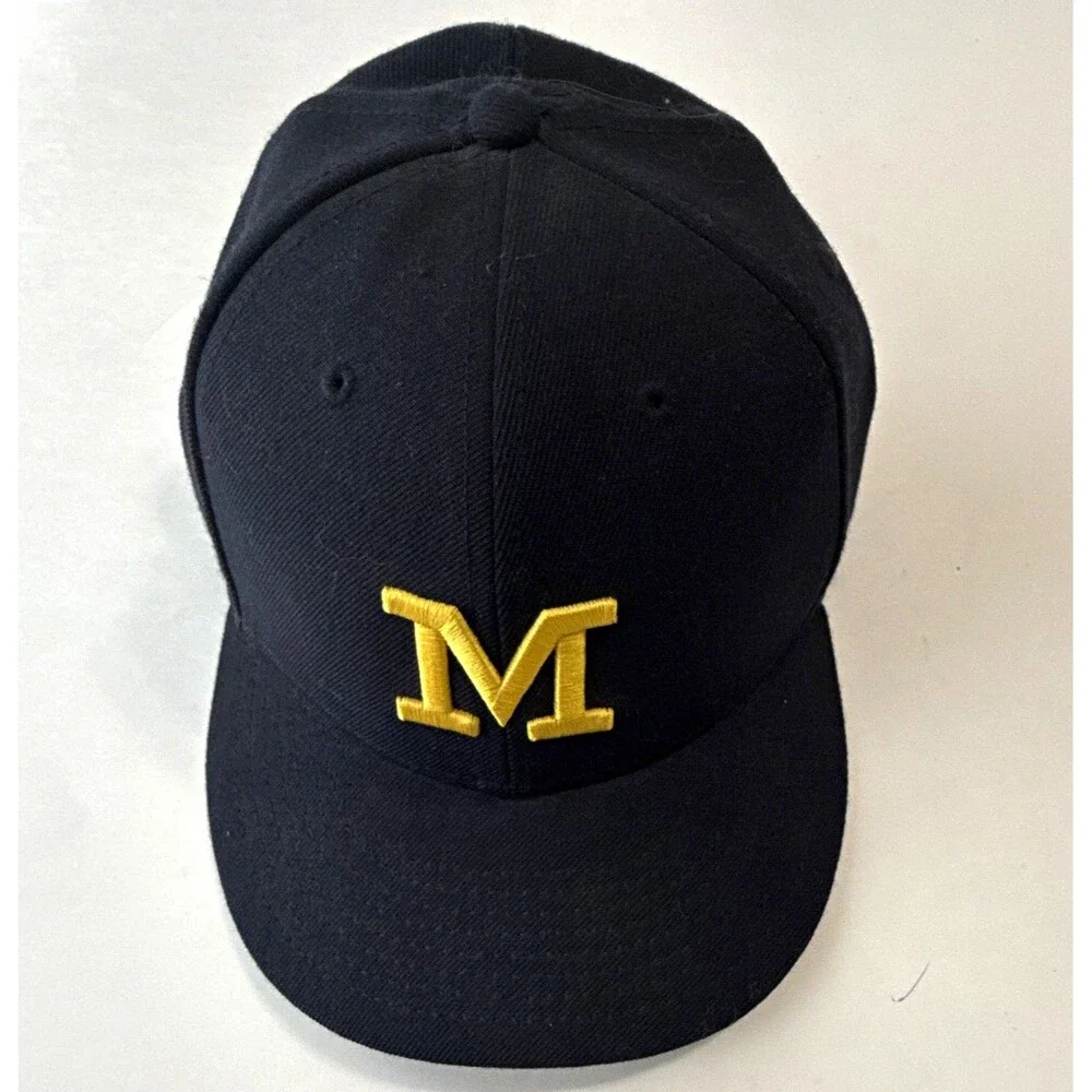 Jordan Jumpman Black/Gold Fitted Baseball Cap Hat Solid Men's Size 7 1/8